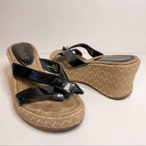 Vintage 90s Wedge Sandals Size 8